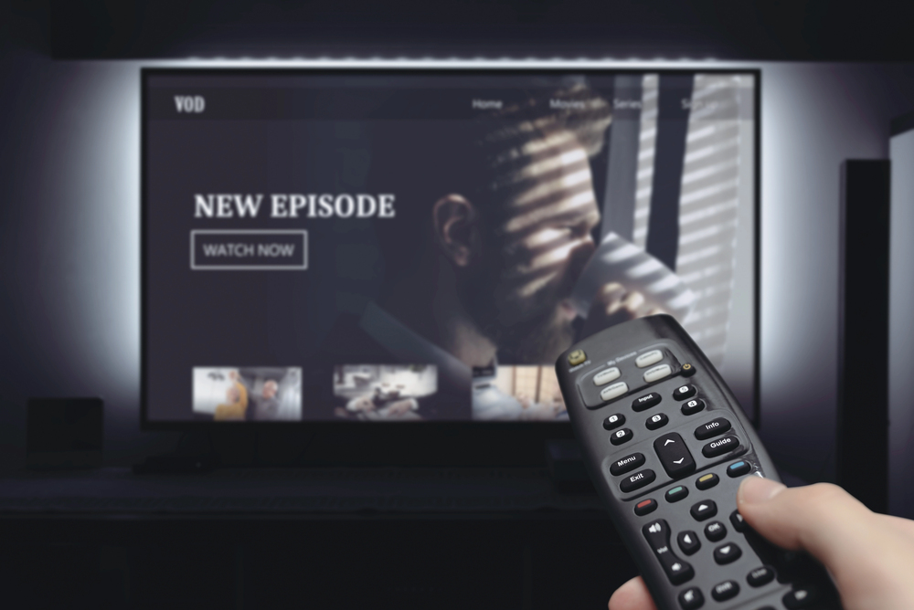 Depositphotos_335260844_S watching a new episode on demand
